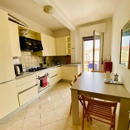 Pang's Bed and breakfast 3*