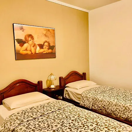 Pang's Bed and breakfast 3*