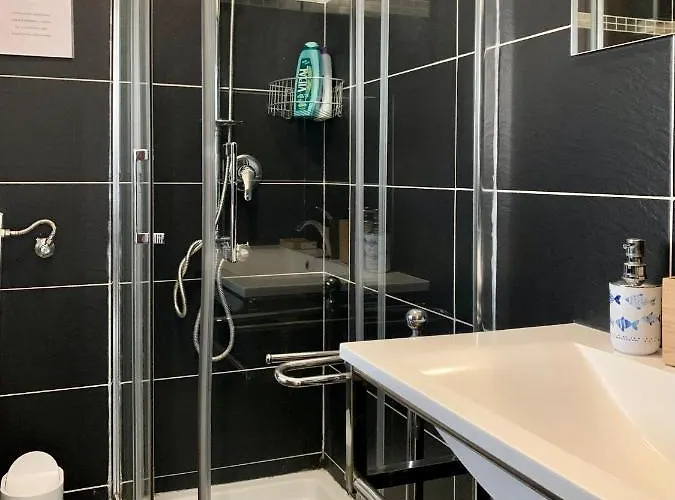 Pang's Bed & Breakfast