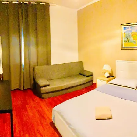 Pang's Bed & Breakfast Mestre