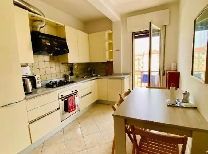 Pang's Alojamento de Acomodação e Pequeno-almoço 3*