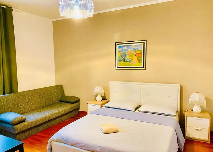 Alojamento de Acomodação e Pequeno-almoço Pang's